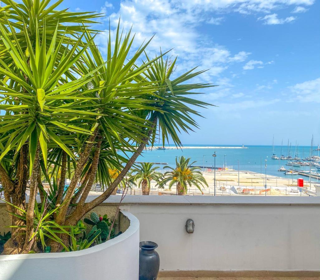 Terrazza Diomede- Manfredi Homes & Villas Manfredonia Εξωτερικό φωτογραφία